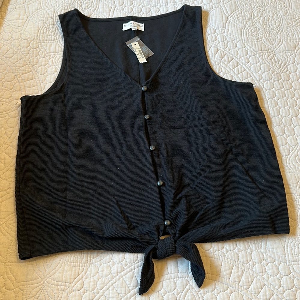 Madewell Textures & Thread Button Front Tie tank, NWT XL